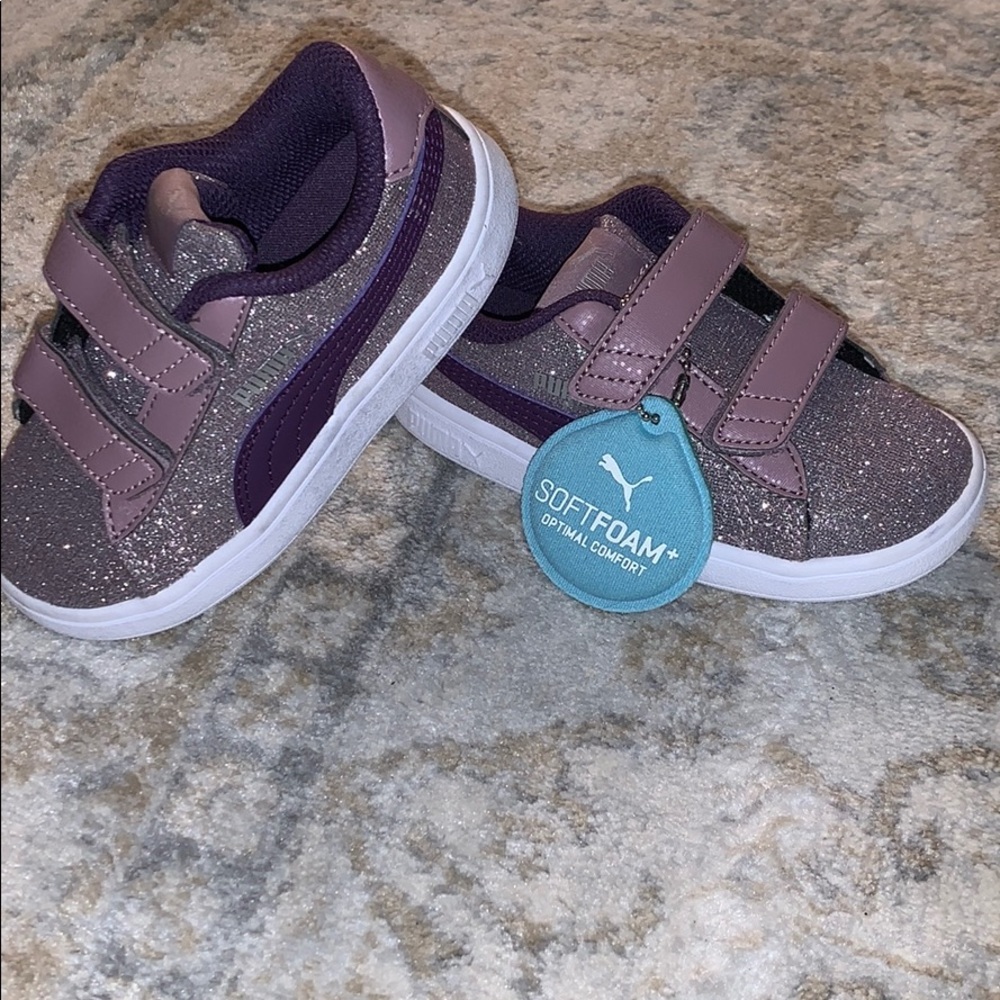 *BRAND NEW* Little Girl’s Puma Sneakers